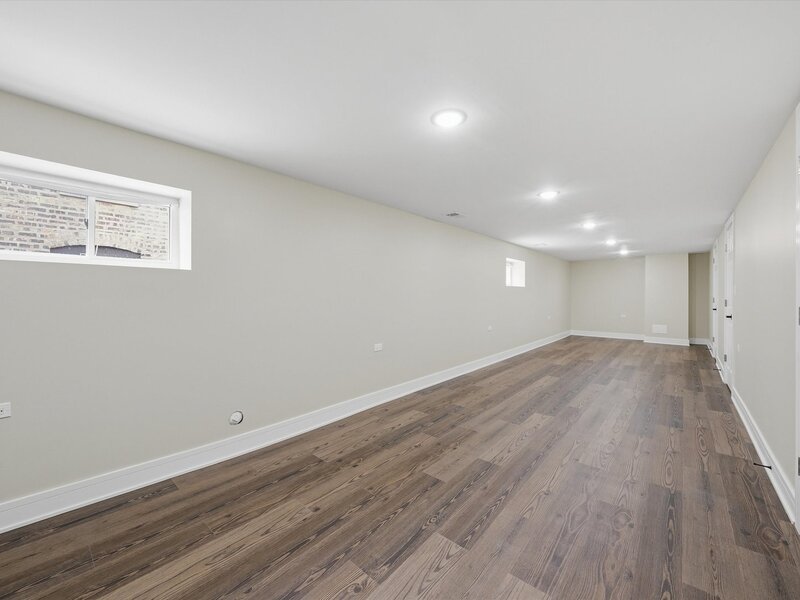 8817 S Parnell Avenue Chicago IL 60620