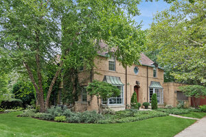 Photo of 6755 N Jean Avenue Chicago IL 60646