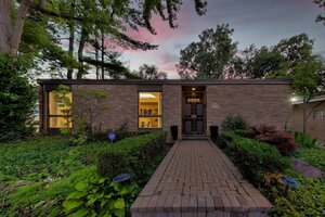 Photo of 9000 Tripp Avenue Skokie IL 60076