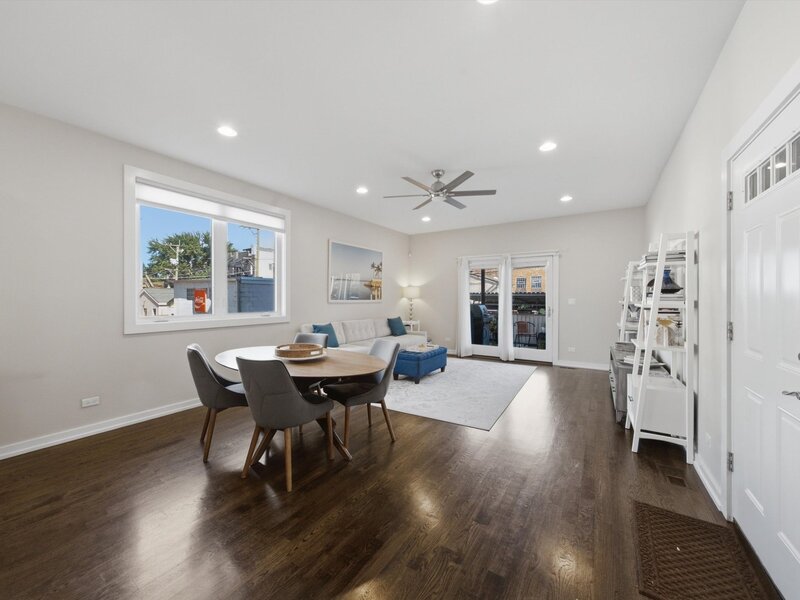 1509 N Campbell Avenue Chicago IL 60622