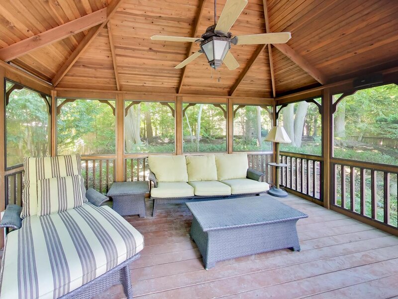 42 Woodley Road Winnetka IL 60093