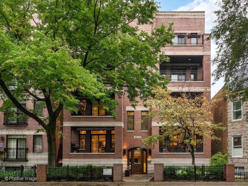 847 W Diversey Parkway Chicago IL 60614