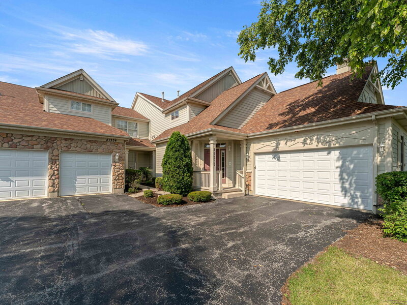 21332 Windy Hill Drive Frankfort IL 60423