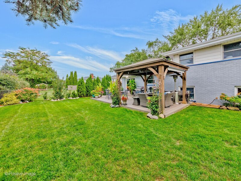 760 Madelyn Drive Des Plaines IL 60016