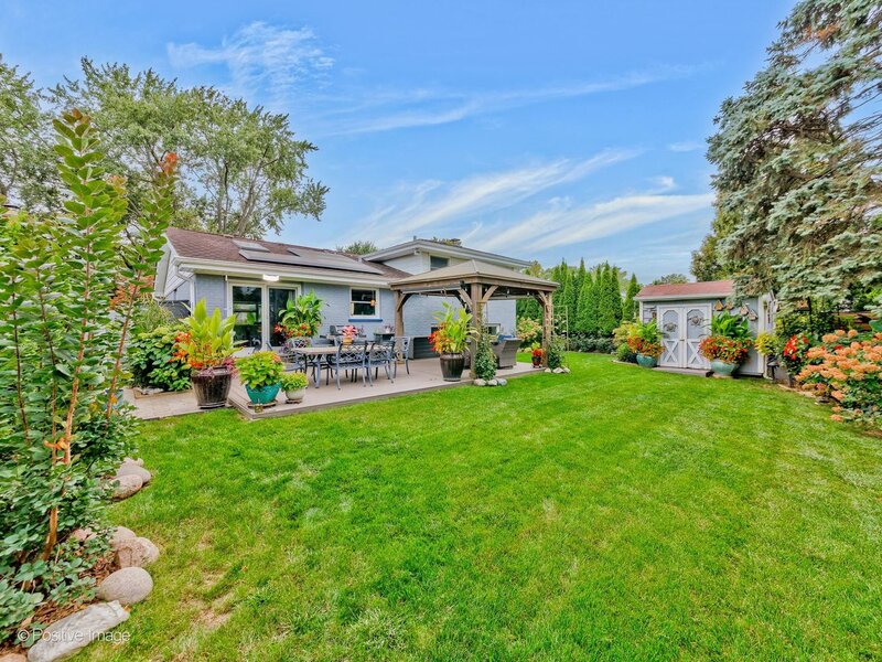 760 Madelyn Drive Des Plaines IL 60016