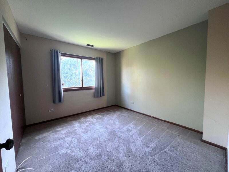 1393 Westport Ridge Crystal Lake IL 60014