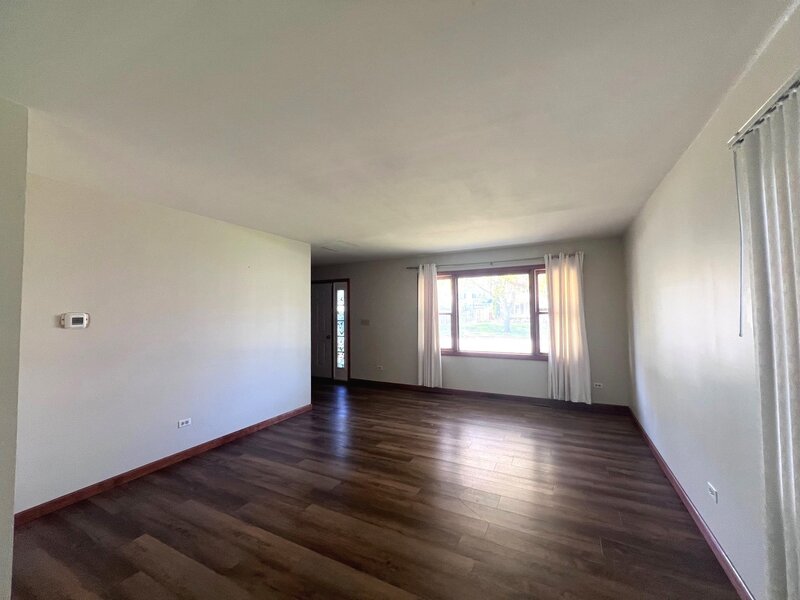 1393 Westport Ridge Crystal Lake IL 60014