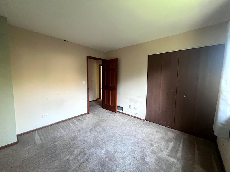 1393 Westport Ridge Crystal Lake IL 60014
