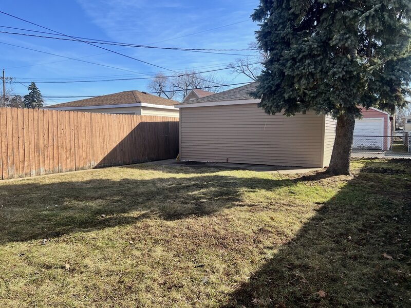14214 S State Street Riverdale IL 60827