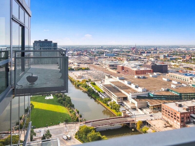235 W Van Buren Street Chicago IL 60605