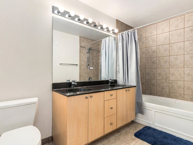 235 W Van Buren Street Chicago IL 60605