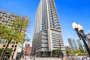 Photo of 235 W Van Buren Street Chicago IL 60605 Unit 4013