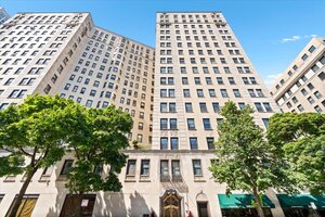 Photo of 2000 N Lincoln Park West Chicago IL 60614 Unit 1214