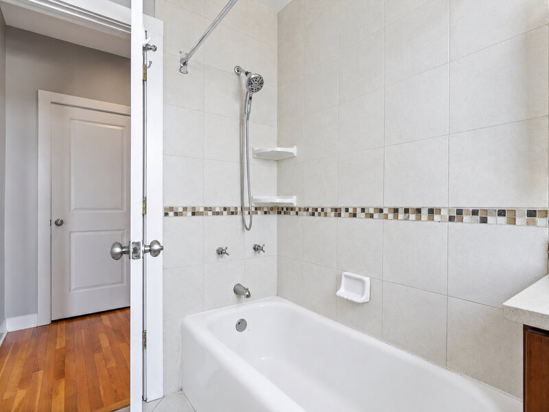 2000 N Lincoln Park West Chicago IL 60614