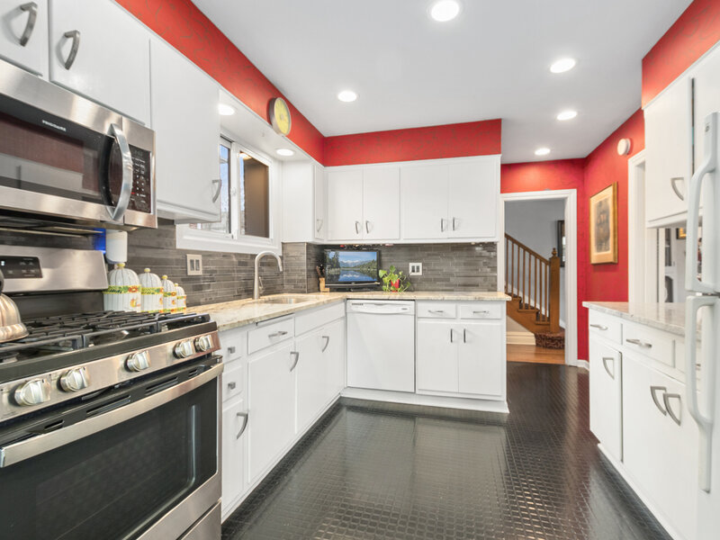 10024 S Leavitt Street Chicago IL 60643