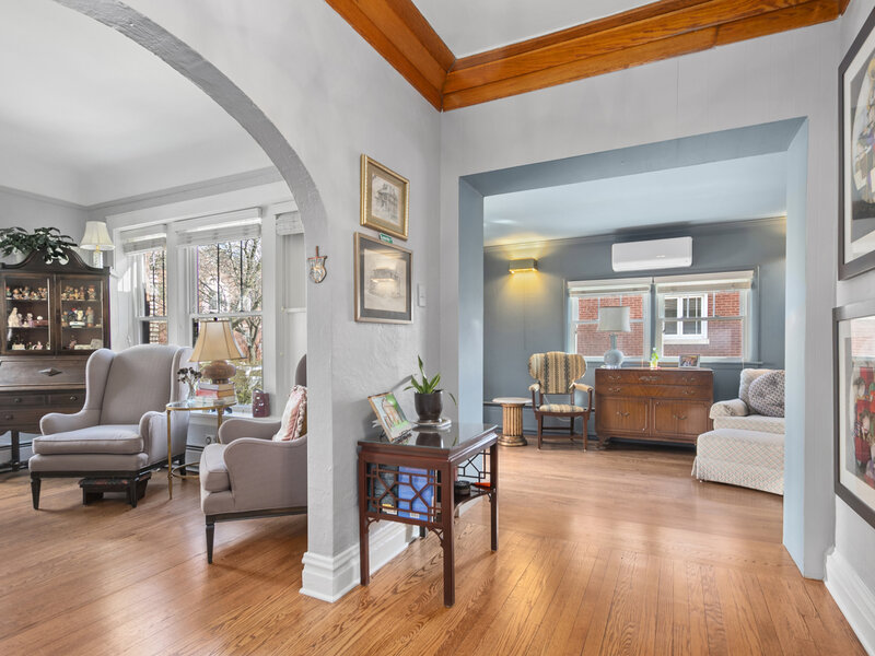 10024 S Leavitt Street Chicago IL 60643