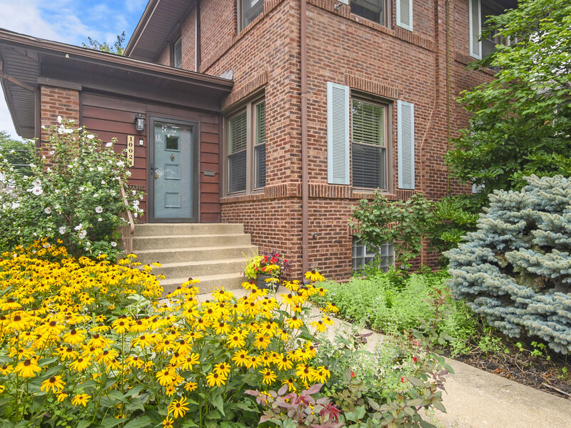 10024 S Leavitt Street Chicago IL 60643