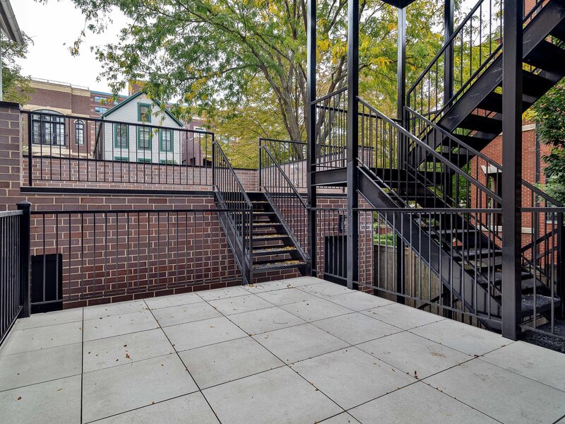 2743 N Seminary Avenue Chicago IL 60614