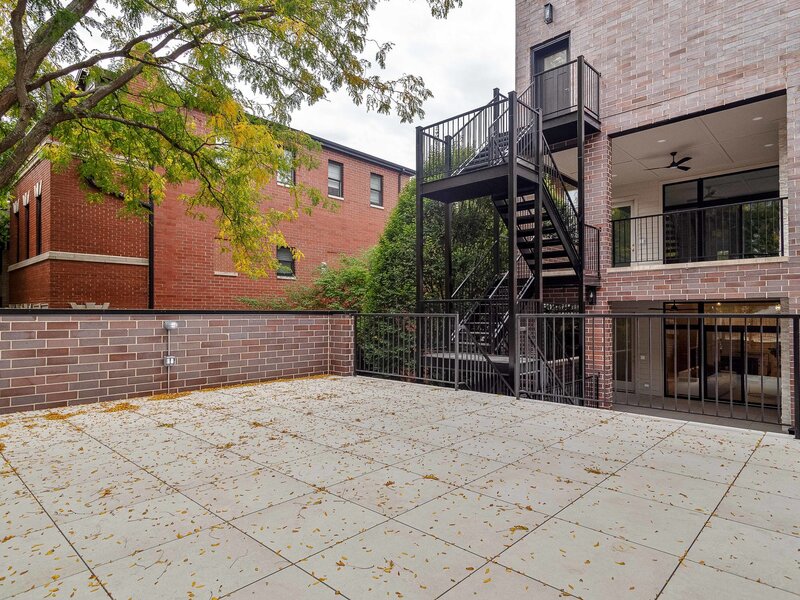 2743 N Seminary Avenue Chicago IL 60614