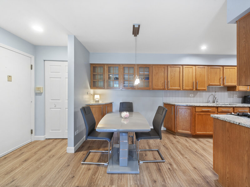 1617 N Windsor Drive Arlington Heights IL 60004