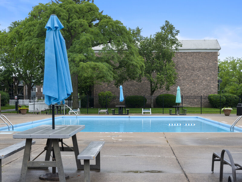 1617 N Windsor Drive Arlington Heights IL 60004