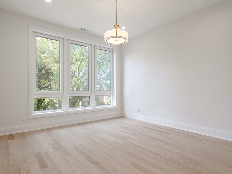 2743 N Seminary Avenue Chicago IL 60614