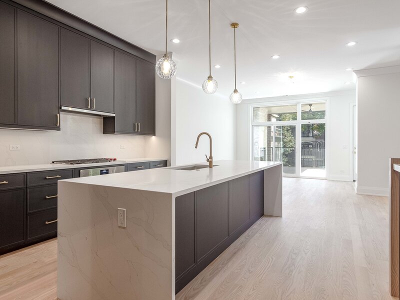 2743 N Seminary Avenue Chicago IL 60614