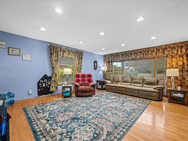 2260 Copley Street Aurora IL 60506