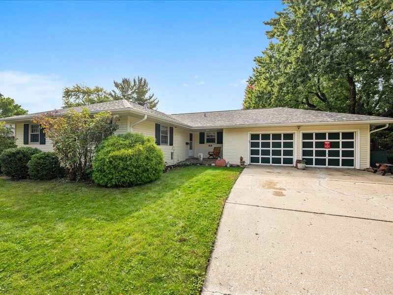 2260 Copley Street Aurora IL 60506