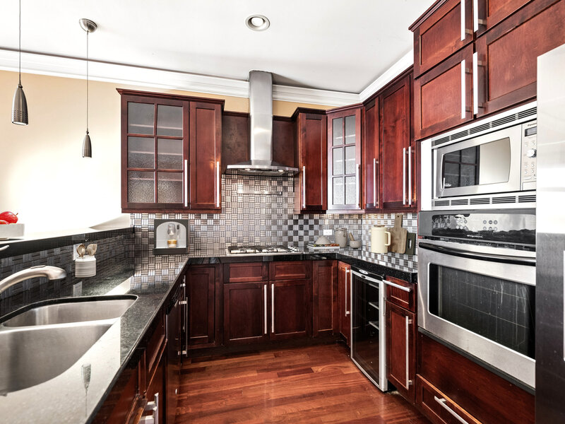 4231 N Kedzie Avenue Chicago IL 60618