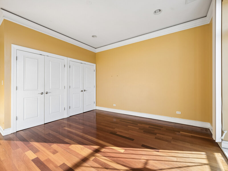 4231 N Kedzie Avenue Chicago IL 60618