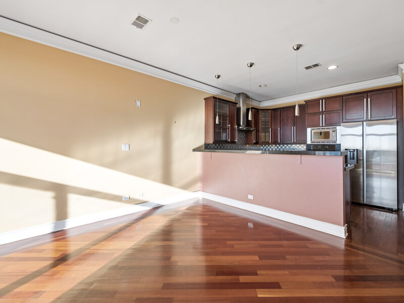 4231 N Kedzie Avenue Chicago IL 60618