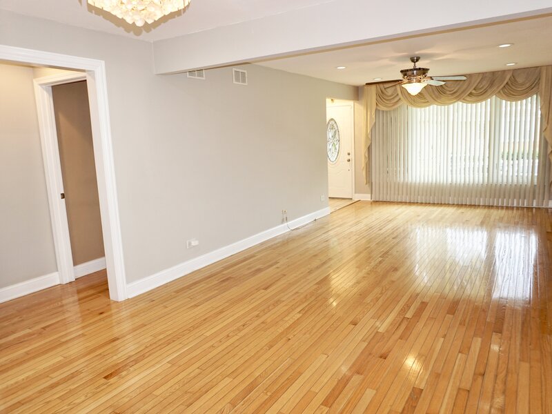 3318 N Page Avenue Chicago IL 60634