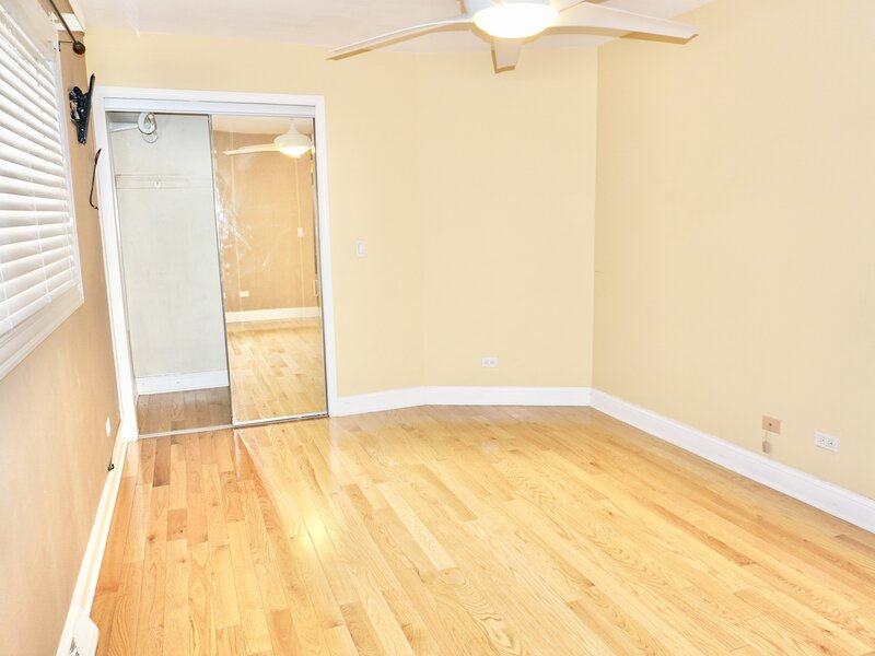3318 N Page Avenue Chicago IL 60634