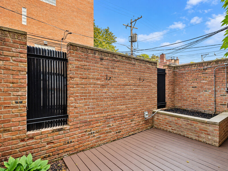 1853 N Cleveland Avenue Chicago IL 60614