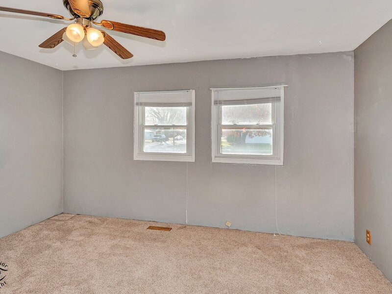 1071 E Broadway Street Bradley IL 60915