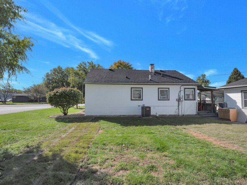 1071 E Broadway Street Bradley IL 60915