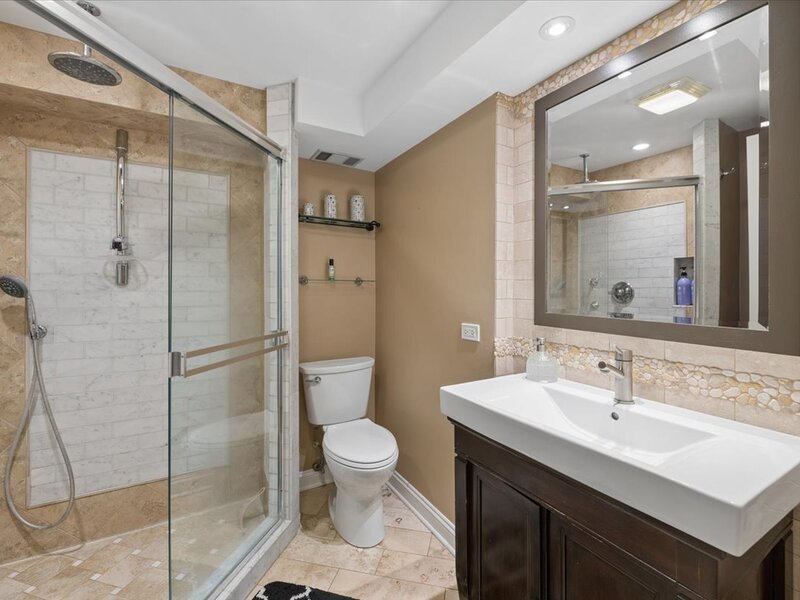 725 Buffalo Circle Carol Stream IL 60188