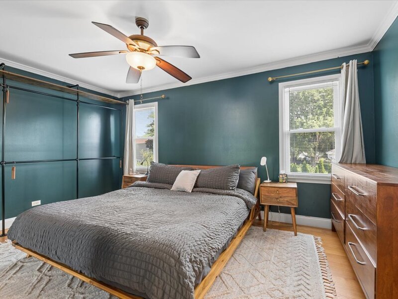 725 Buffalo Circle Carol Stream IL 60188