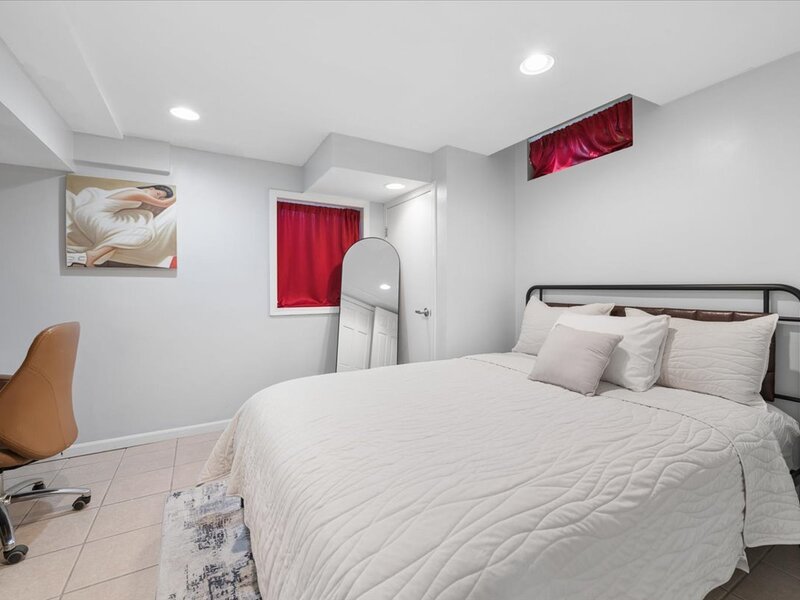 725 Buffalo Circle Carol Stream IL 60188