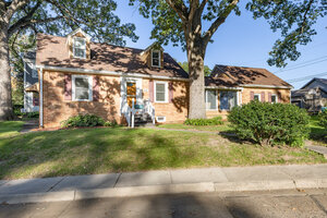 Photo of 2240 26th Street Rock Island IL 60201