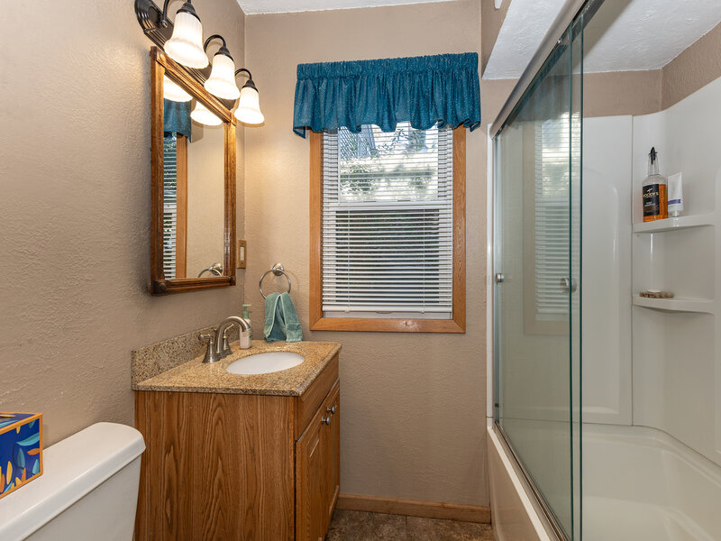 2240 26th Street Rock Island IL 60201
