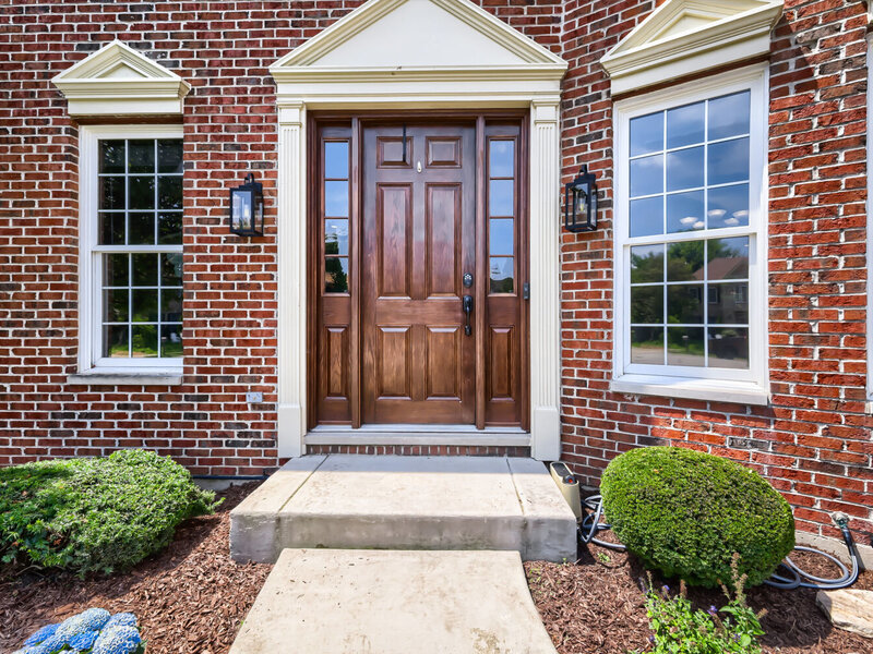 376 Amy Court Glen Ellyn IL 60137