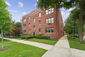 Photo of 4956 N Winchester Avenue Chicago IL 60640 Unit 2