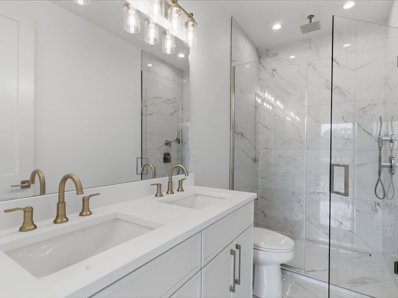 6414 N Francisco Avenue Chicago IL 60645