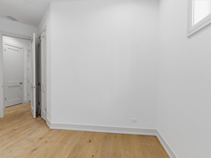 6414 N Francisco Avenue Chicago IL 60645