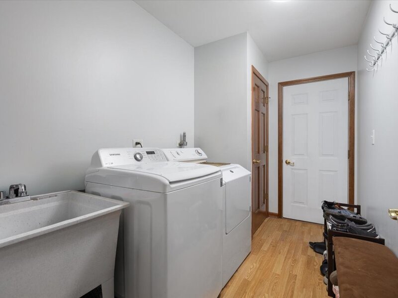 533 Strong Street Bolingbrook IL 60440