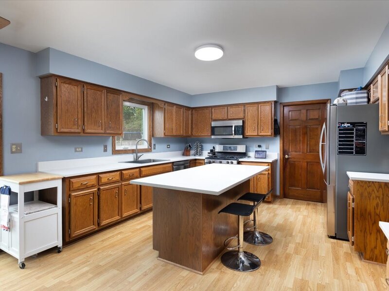 533 Strong Street Bolingbrook IL 60440