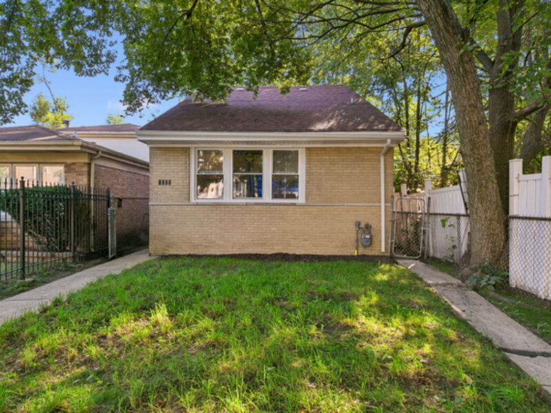 6853 S Langley Avenue Chicago IL 60637