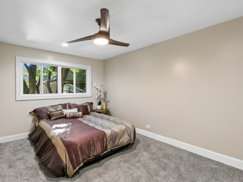 6853 S Langley Avenue Chicago IL 60637